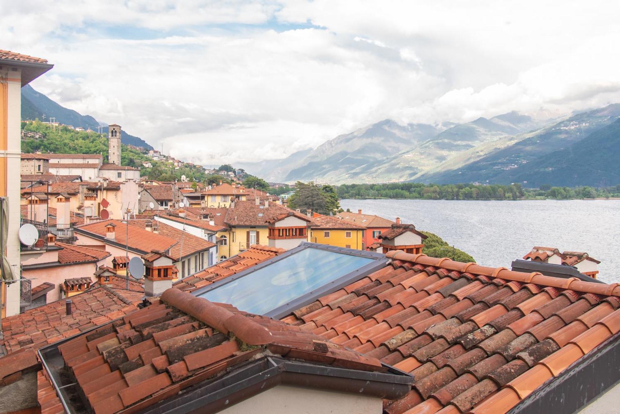 Tra Il Borgo E Il Lago โลเวเร ภายนอก รูปภาพ